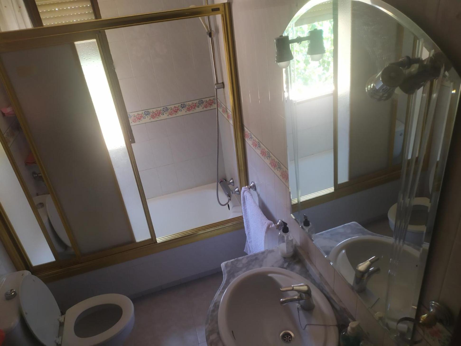 Habitacion Privada Familiar توليدو المظهر الخارجي الصورة