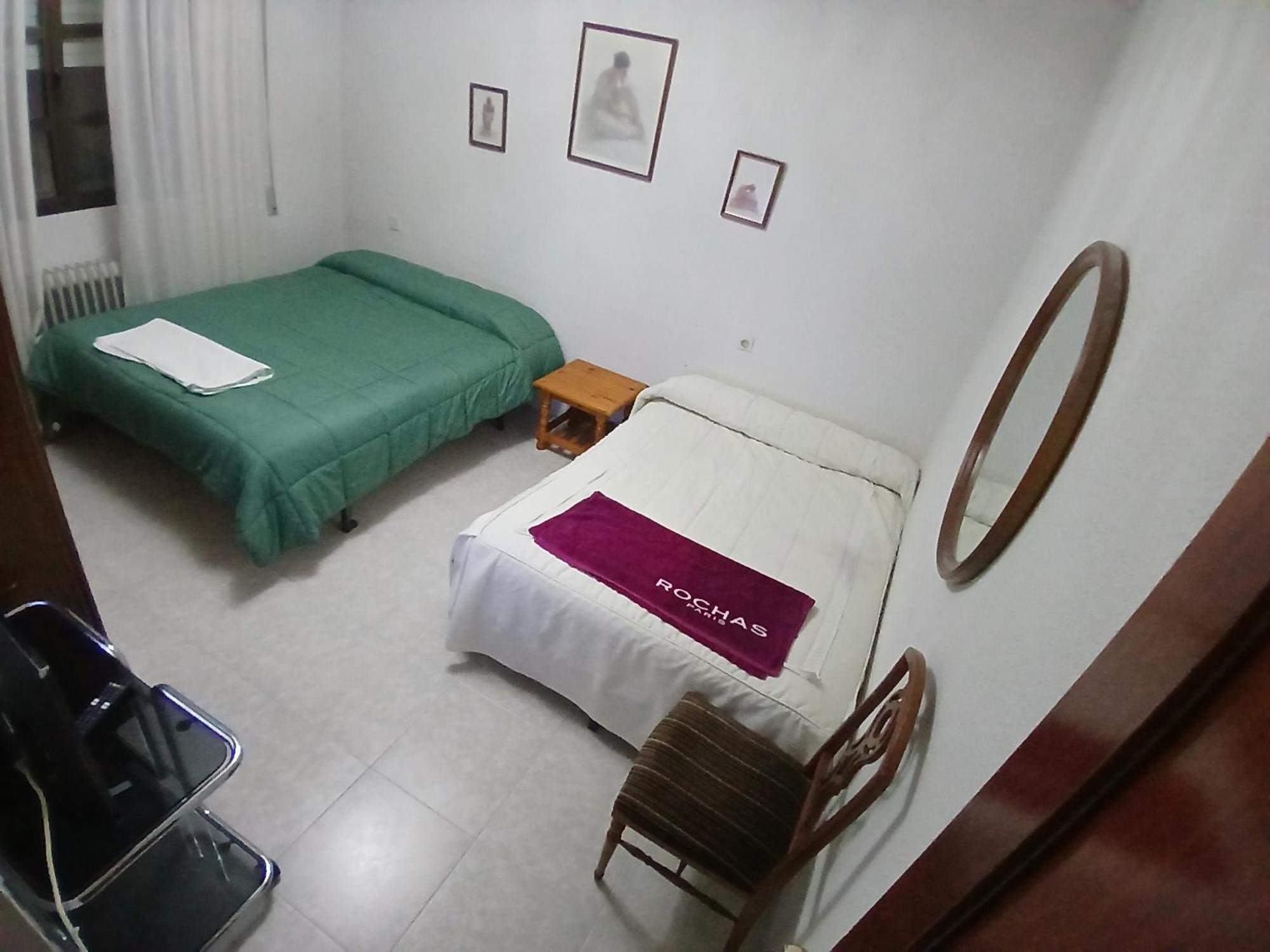 Habitacion Privada Familiar توليدو المظهر الخارجي الصورة